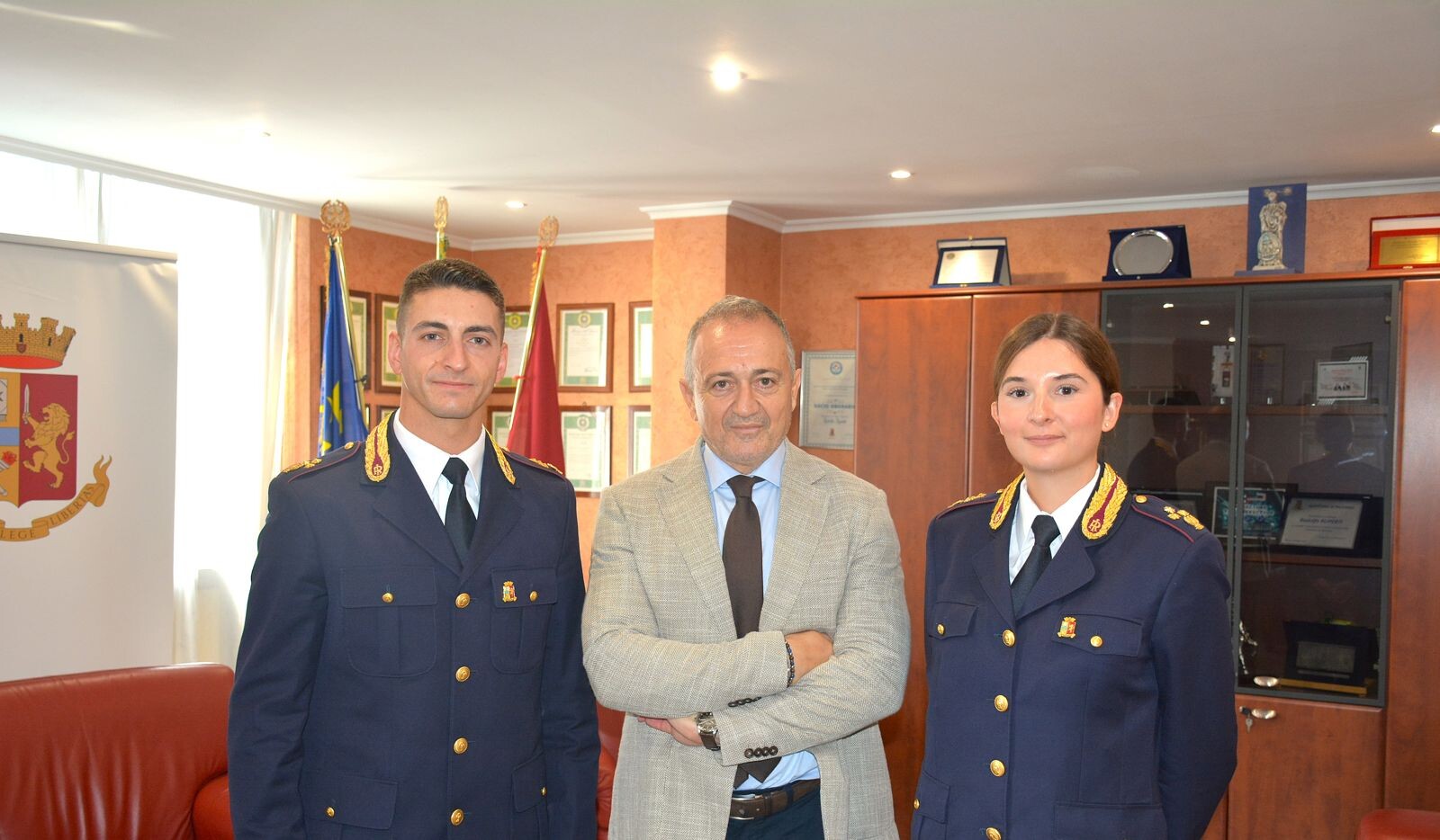 images La Questura di Vibo Valentia dà il benvenuto a due nuovi Funzionari della Polizia di Stato