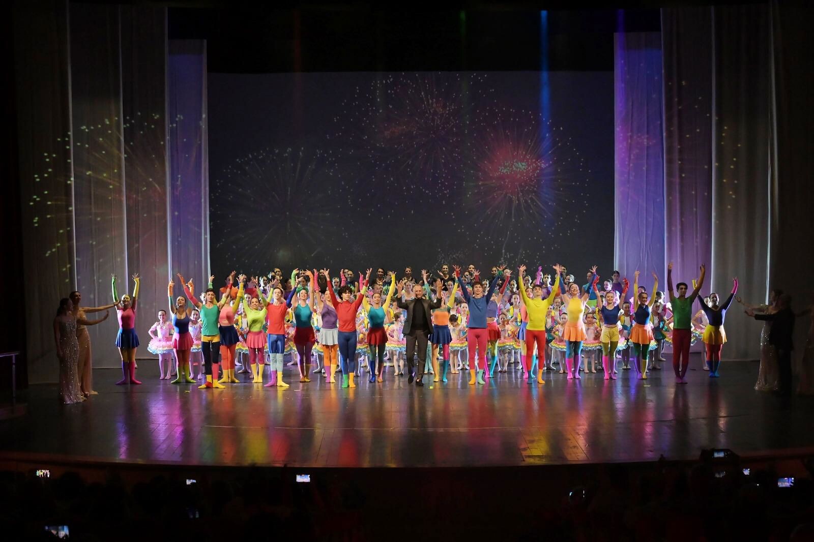images La scuola di ballo del Teatro Politeama apre le festività natalizie a Catanzaro con lo spettacolo “Eco di un battito"