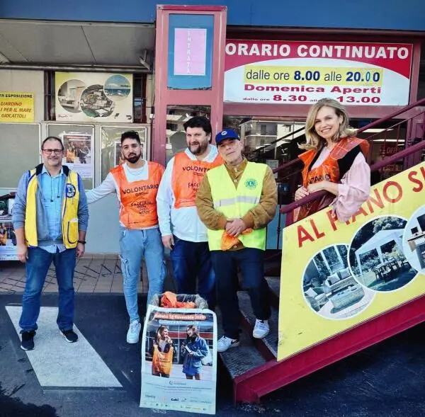 images Lions Catanzaro Mediterraneo alla 28esima giornata della colletta alimentare 