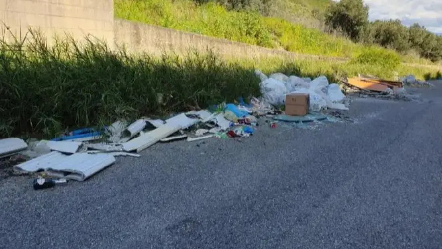 images Catanzaro, la denuncia: "Discriminazione e abbandono istituzionale in Viale Isonzo 222D"