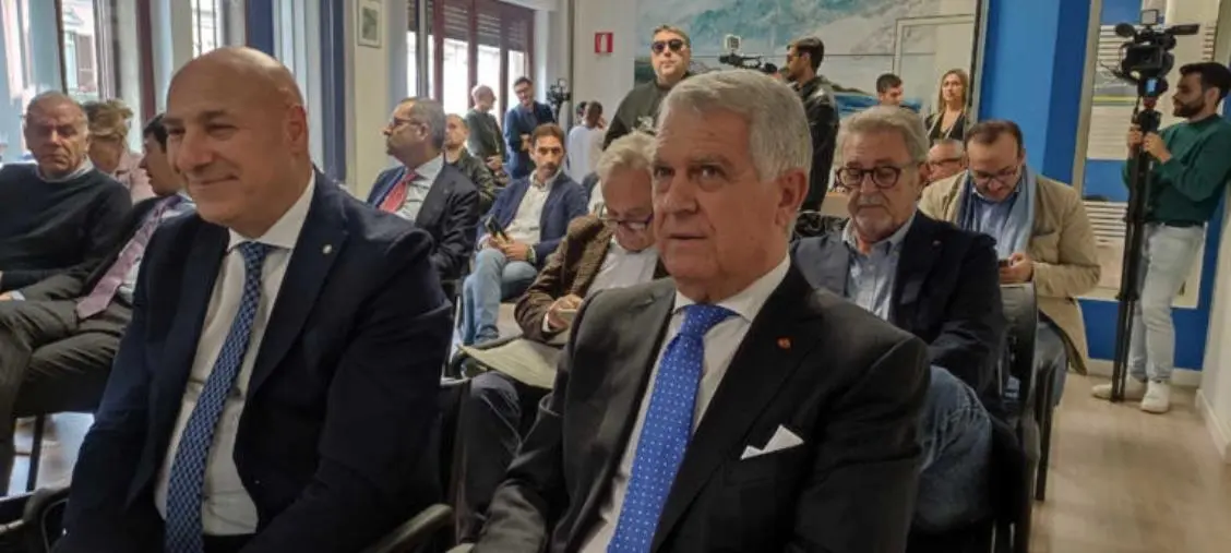 SIN Crotone, Cassano, Cerchiara: Il Commissario Errigo ospite della Conferenza nazionale “Ambiente e legalità: insieme per il futuro”  images SIN Crotone, Cassano, Cerchiara: Il Commissario Errigo ospite della Conferenza nazionale “Ambiente e legalità: insieme per il futuro”
