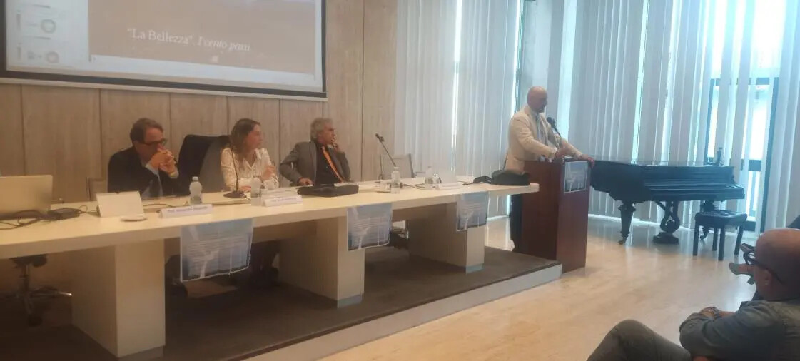 Catanzaro, gli architetti discutono di eolico: si ricerca armonia tra transizione ecologica e paesaggio images Catanzaro, gli architetti discutono di eolico: si ricerca armonia tra transizione ecologica e paesaggio