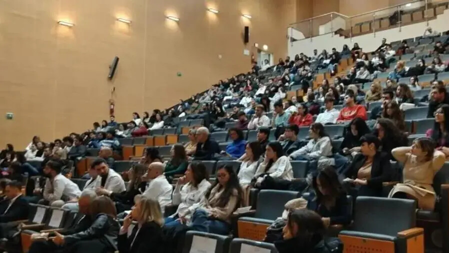 images Catanzaro, all'Umg si discute di violenza sulle donne per una nuova consapevolezza