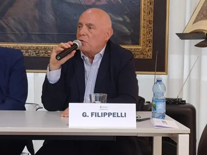 images Il medico calabrese Filippelli nel Direttivo Nazionale dei Primari Oncologia Medica Ospedaliera