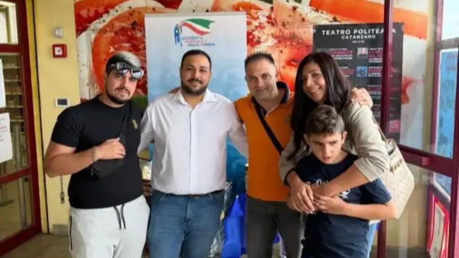 images Sellia Marina, Gioventù Nazionale consegna alla Parrocchia il ricavato della colletta alimentare