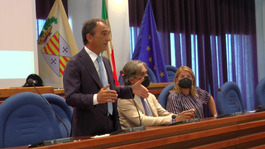 images Pioggia di milioni di trasferimenti in meno a Catanzaro. Abramo: "Faremo causa allo Stato"