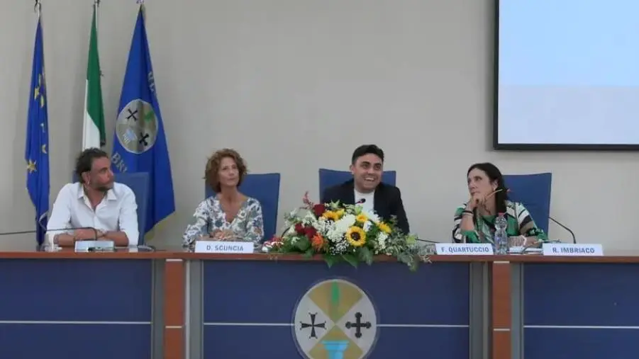 Reggio Calabria, Filippo Quartuccio presenta il suo libro “Un cuore in movimento” images Reggio Calabria, Filippo Quartuccio presenta il suo libro “Un cuore in movimento”