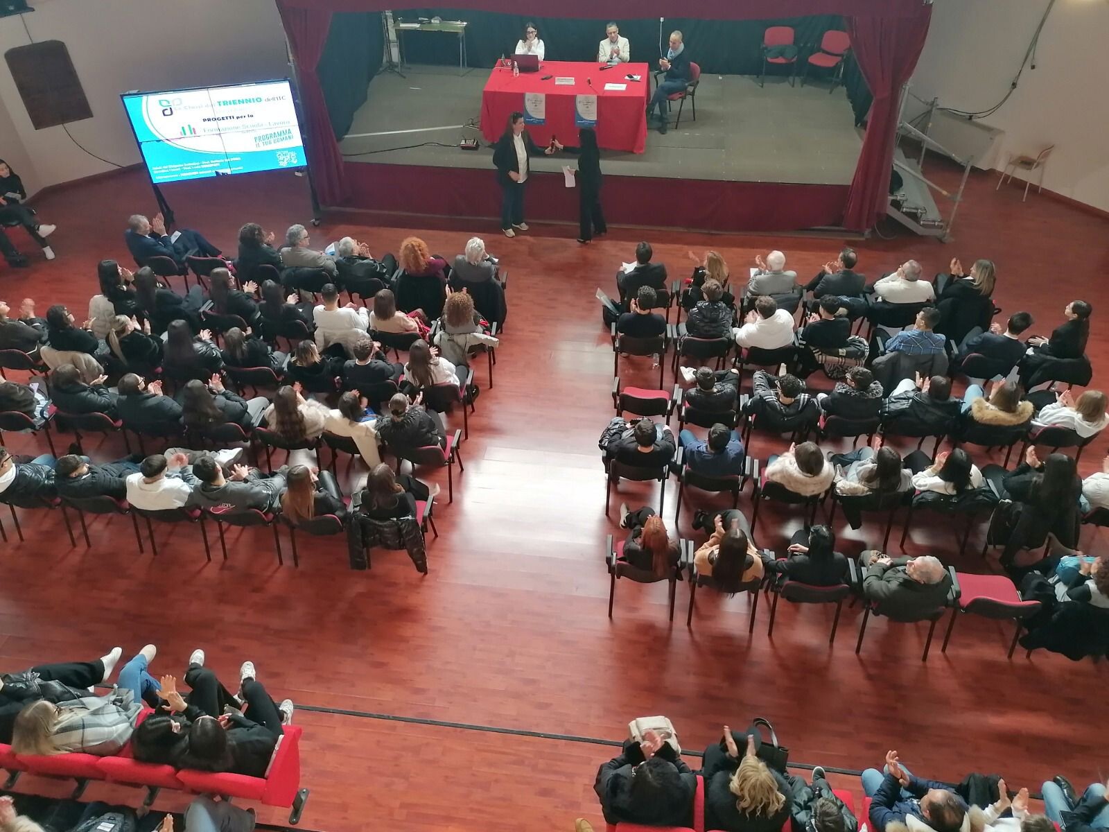 images Il "Fermi Pitagora Calvosa" di Castrovillari impegnato nella progettazione dei percorsi scuola-lavoro
