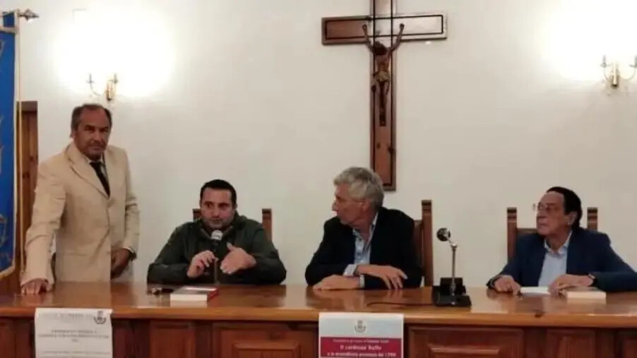 Presentato a Taverna “Il cardinale Ruffo e la straordinaria avventura del 1799” di Giuseppe Caridi images Presentato a Taverna “Il cardinale Ruffo e la straordinaria avventura del 1799” di Giuseppe Caridi