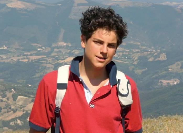 Sibari. Attesa per domani una reliquia del giovane beato Carlo Acutis images Sibari. Attesa per domani una reliquia del giovane beato Carlo Acutis