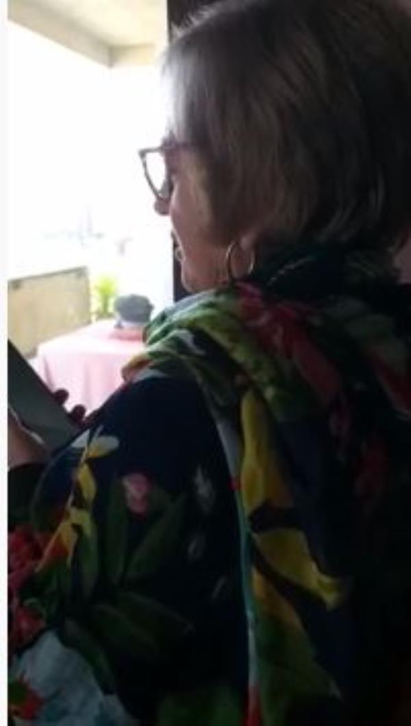 images #iorestoacasa con la poesia letta da Ada 