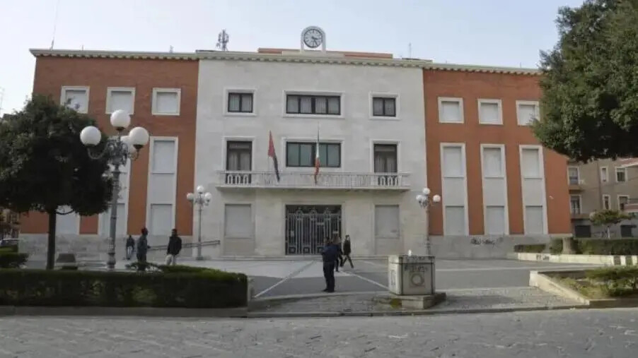 images Crotone, al via i lavori della pavimentazione stradale