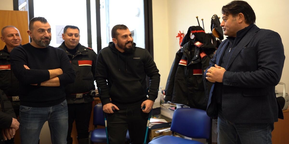 images Carabinieri aggrediti in servizio, Rapani a Corigliano Rossano per esprimere vicinanza