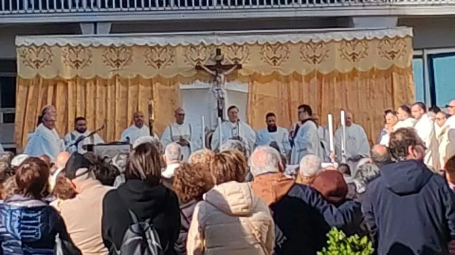 Catanzaro, Mons. Maniago apre la visita pastorale: "Momento importante. Accogliete il Signore!"
