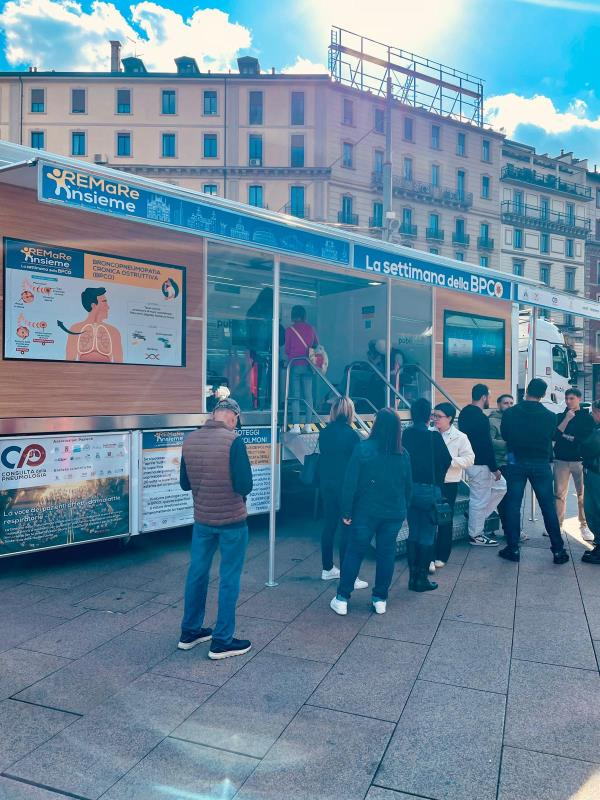 A Catanzaro un ambulatorio mobile a Piazza Dogana per spirometrie e test gratuiti per la salute respiratoria