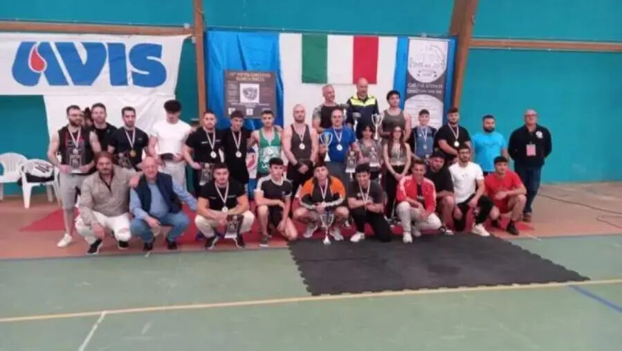 images Grande successo a Taverna per la IV tappa del Circuito Bench Press Csen