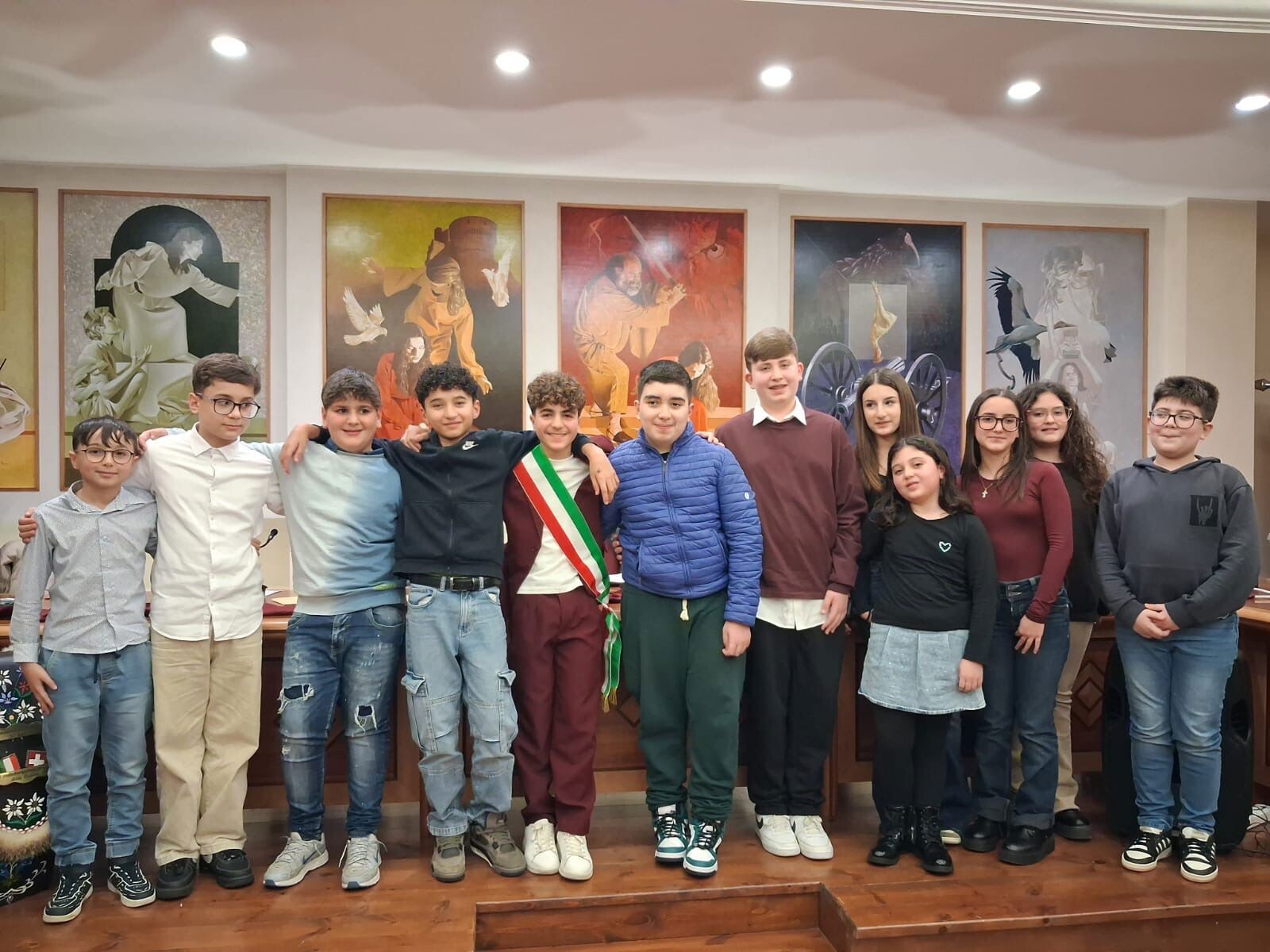 images Amaroni, si è insediato il Consiglio comunale dei ragazzi: presentata anche la Giunta