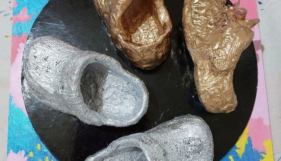 "Abbracci Cromatici", a Catanzaro la mostra che unisce l'arte alle Pigotte Unicef