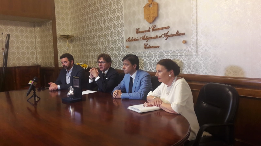 La nuova Lega Calabria di Invernizzi: "Mi manda Matteo" images La nuova Lega Calabria di Invernizzi: "Mi manda Matteo"