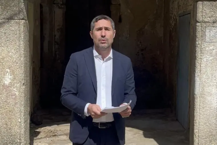 images Attività di bonifica dei rifiuti sulla strada statale 280 “Dei Due Mari”, Alecci (Pd): "Meglio tardi che mai"