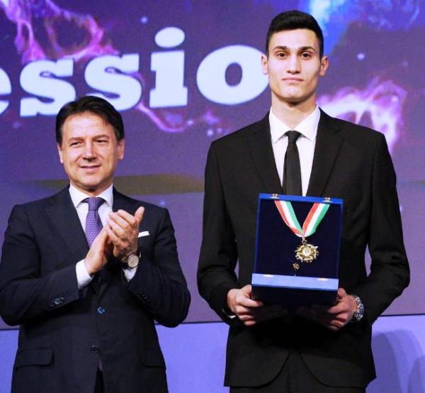 La Calabria indossa il Collare d’Oro con Simone Alessio images La Calabria indossa il Collare d’Oro con Simone Alessio