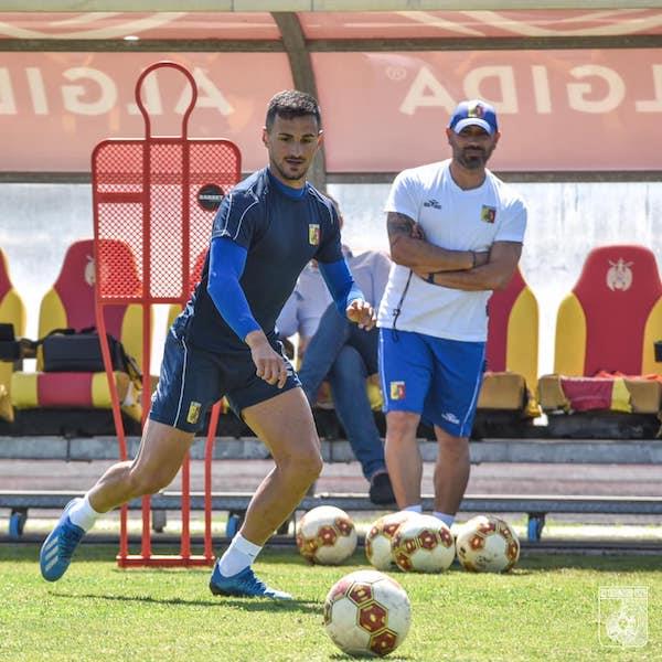 images Us Catanzaro 1929, lavoro tattico per i giallorossi in un silenzio carico d'attesa 