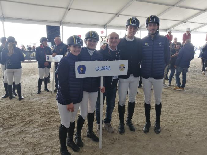 Canadian 'ndrangheta connection 2, colpite tre potenti cosche: 28 arresti images Canadian 'ndrangheta connection 2, colpite tre potenti cosche: 28 arresti