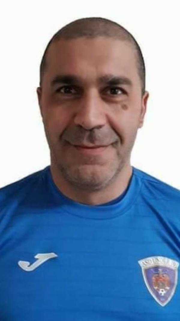 Cade dal tetto di casa, educatore di Catanzaro muore dopo una settimana di coma images Cade dal tetto di casa, educatore di Catanzaro muore dopo una settimana di coma