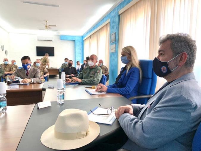 Base "Sirio" a Lamezia Terme, Spirlì: "Punto di riferimento per campagna anti-Covid" (VIDEO) images Base "Sirio" a Lamezia Terme, Spirlì: "Punto di riferimento per campagna anti-Covid" (VIDEO)