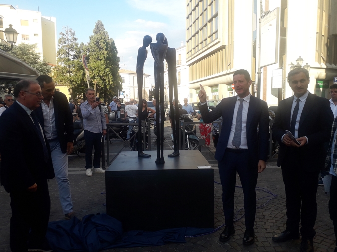 images Amore fatale per l’agente di polizia penitenziaria ucciso a Lamezia Terme: arrestato il killer 