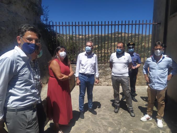 images Nuovi uffici di “Calabria Verde” ad Oriolo, la visita dell’assessore regionale Gallo 