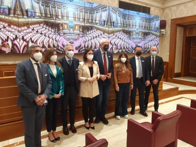 images Fondi europei per lo sviluppo rurale, le Regioni del Sud contro i nuovi criteri di riparto 