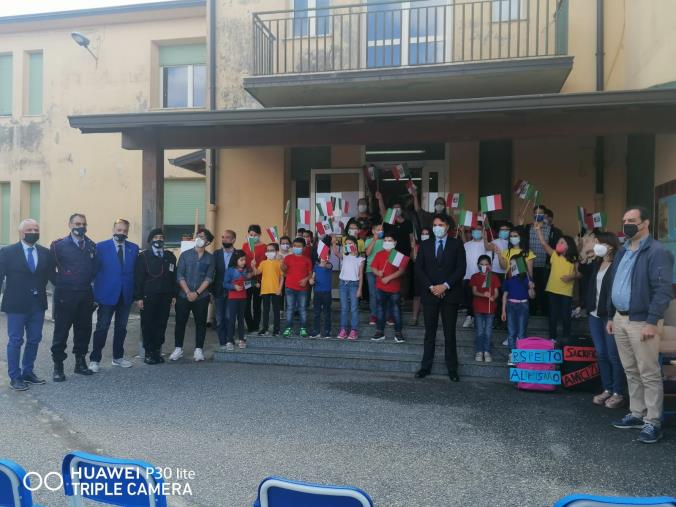 Progetto Associazione d’Arma Fanfara Anget “Amarsi per Amare”, a Maida si chiude la prima fase images Progetto Associazione d’Arma Fanfara Anget “Amarsi per Amare”, a Maida si chiude la prima fase