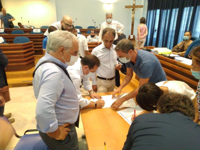 Costituito il consorzio Ato rifiuti Catanzaro. Abramo: “Giornata storica” images Costituito il consorzio Ato rifiuti Catanzaro. Abramo: “Giornata storica”