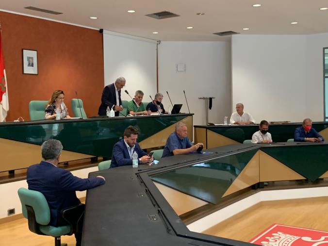 Rifiuti. L'allarme dell'Ato Cosenza: "Se oggi una famiglia di 4 persone paga 228 euro di Tari, tra un anno saranno 750" images Rifiuti. L'allarme dell'Ato Cosenza: "Se oggi una famiglia di 4 persone paga 228 euro di Tari, tra un anno saranno 750"