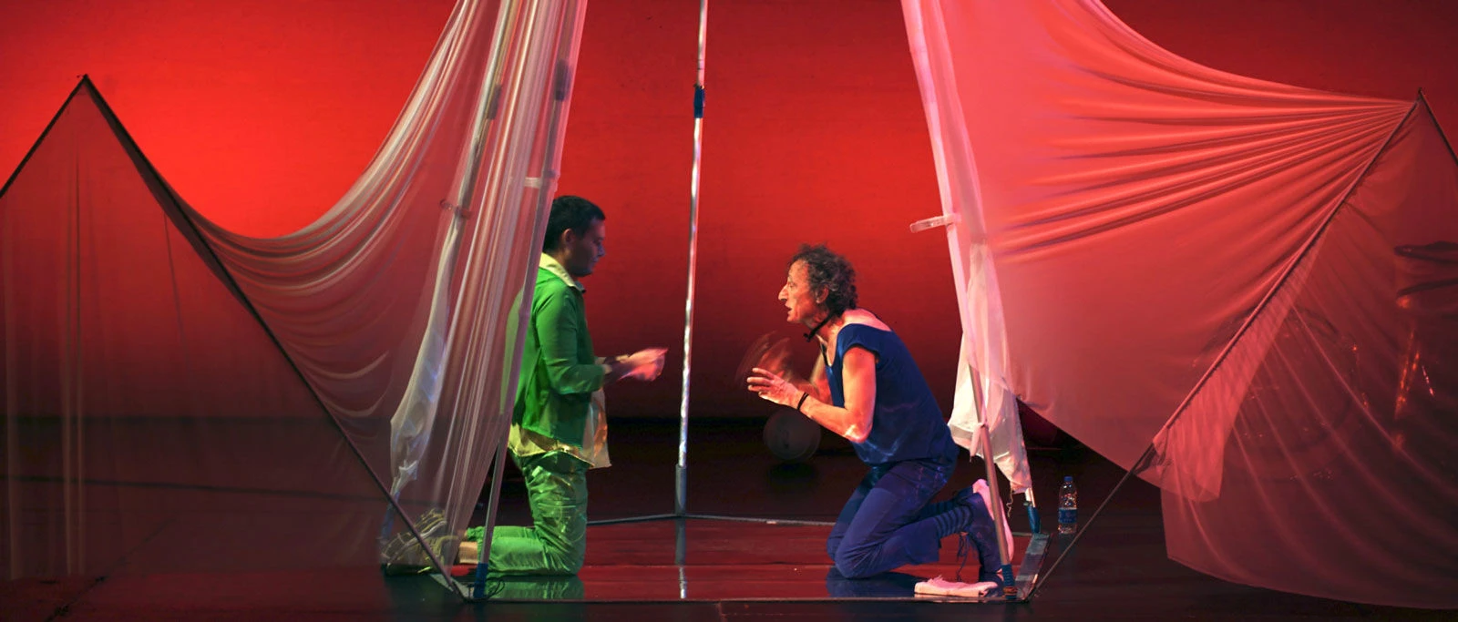 Dal contemporaneo al classico: al teatro Politeama di Catanzaro con “Metadietro” e “Il medico dei pazzi”