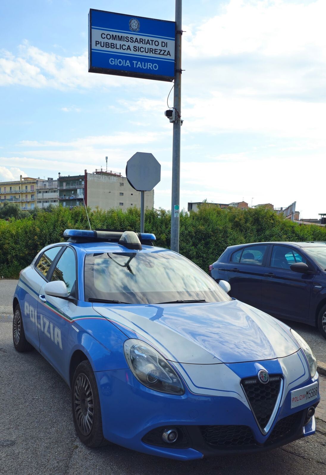 Con 500 kg di materiale esplodente, bombe carta e mortai: 54enne arrestato nel Reggino images Con 500 kg di materiale esplodente, bombe carta e mortai: 54enne arrestato nel Reggino