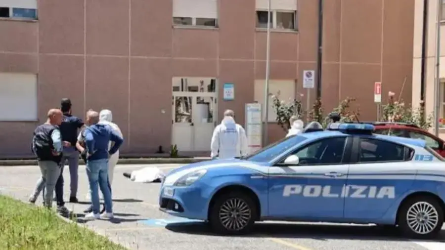 Rapinatore ucciso a Reggio, disposto il carcere per il macellaio indagato images Rapinatore ucciso a Reggio, disposto il carcere per il macellaio indagato