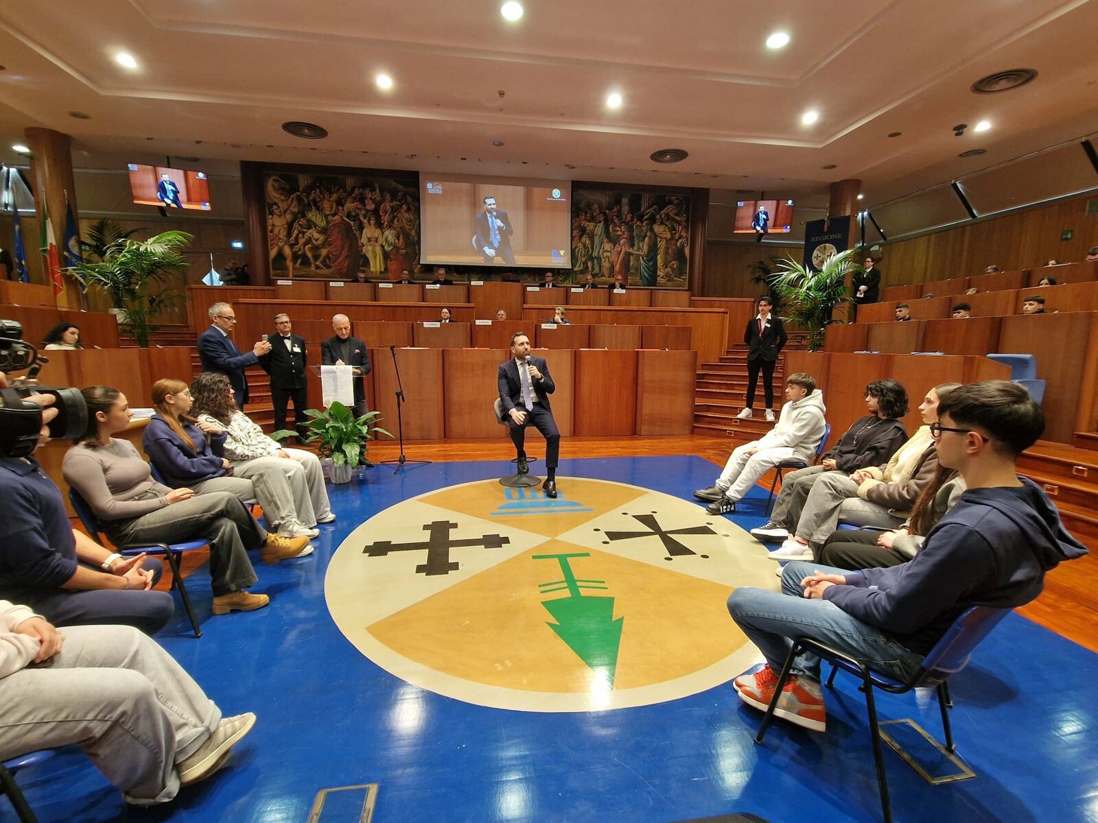 images Reddito di merito, Cirillo: "Investimento sui giovani e sul futuro della Calabria"