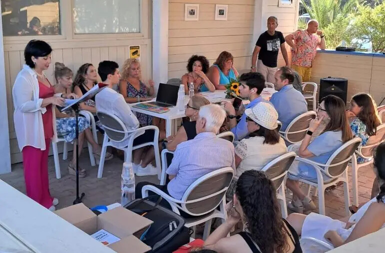 Catanzaro, le favole di Manuel Sirianni raccontate al Valentino Beach Club images Catanzaro, le favole di Manuel Sirianni raccontate al Valentino Beach Club