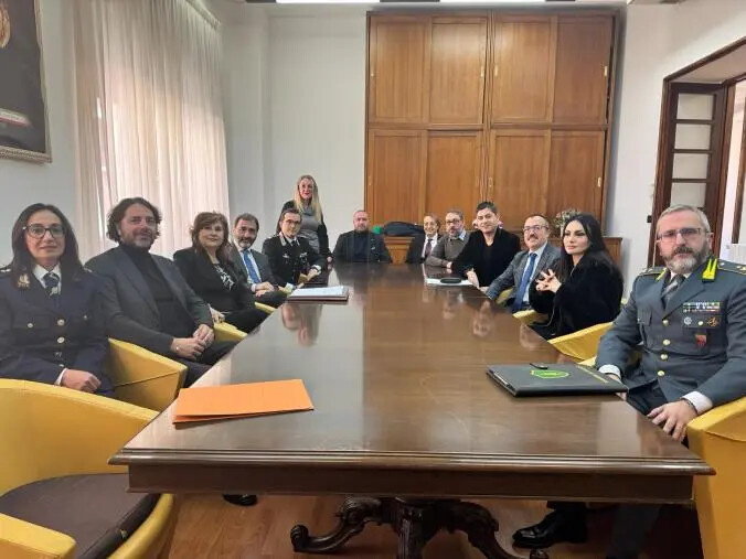 images Cosenza, siglata in Prefettura "l'intesa per la legalità" con il Comune di Paola