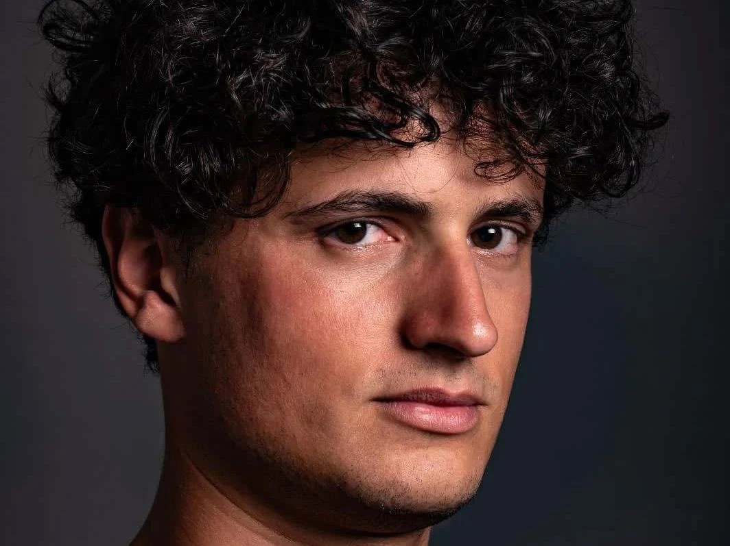 Montepaone, Alessandro Meacci fa tappa al Naturium: l’incontro con Giovanni Sgrò tra musica, amicizia e radici calabresi 



