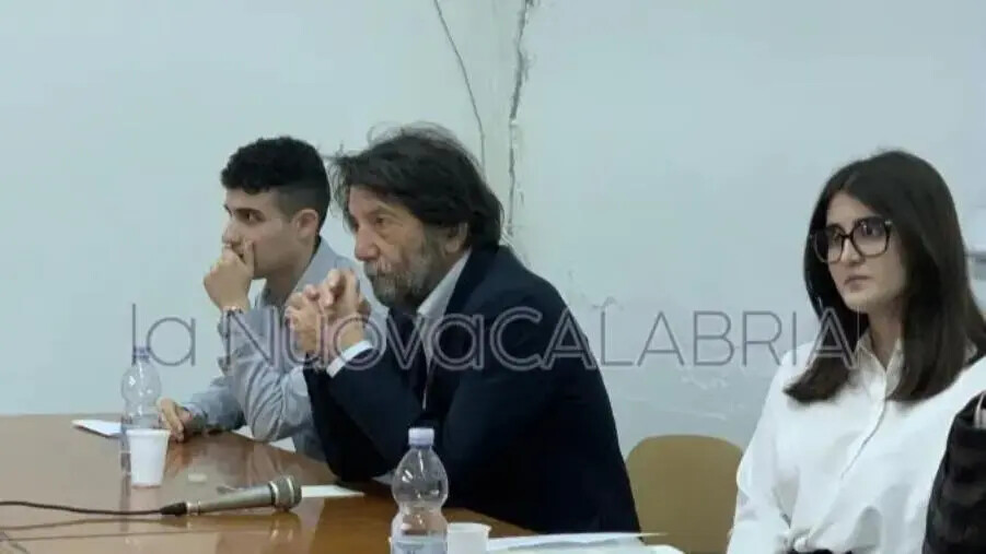 images Verso Gutenberg XXI, Massimo Cacciari incontra gli studenti del Liceo Classico Galluppi