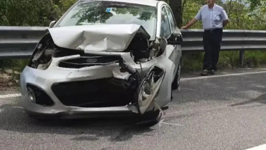 images Scontro sulla provinciale tra Tiriolo e Marcellinara: coinvolti più mezzi