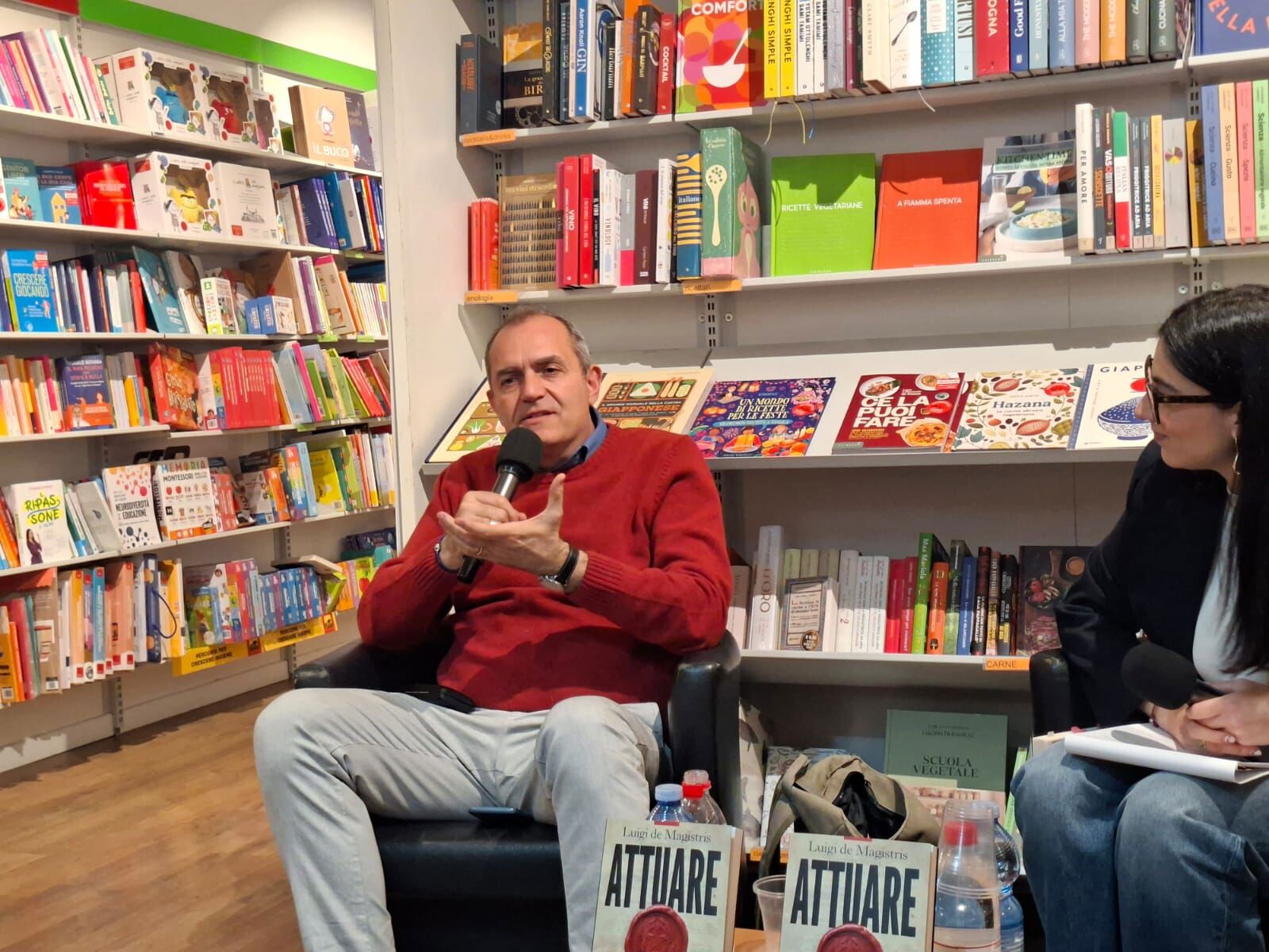 “La Costituzione non attuata”: a Cosenza de Magistris analizza cosa non funziona nelle Istituzioni images “La Costituzione non attuata”: a Cosenza de Magistris analizza cosa non funziona nelle Istituzioni