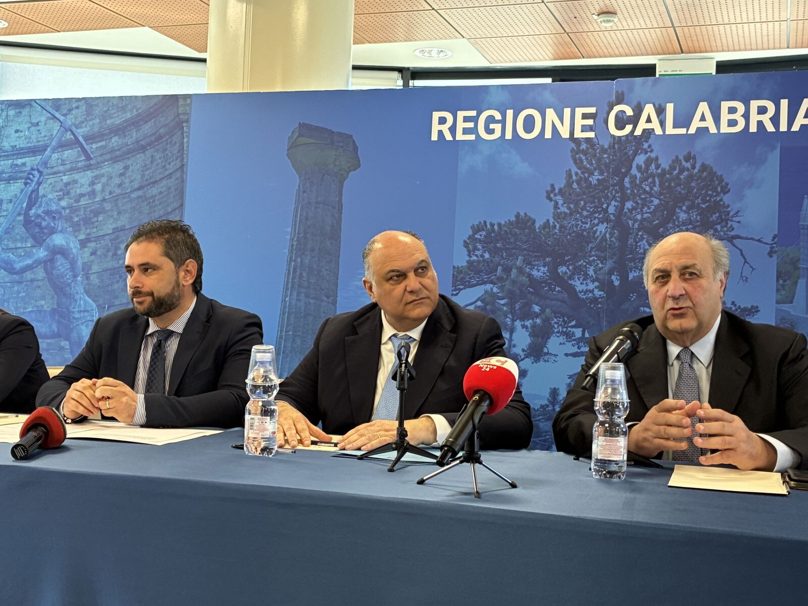 images Ambiente, firmato in Regione il protocollo Eco-Schools: educazione ambientale nelle scuole