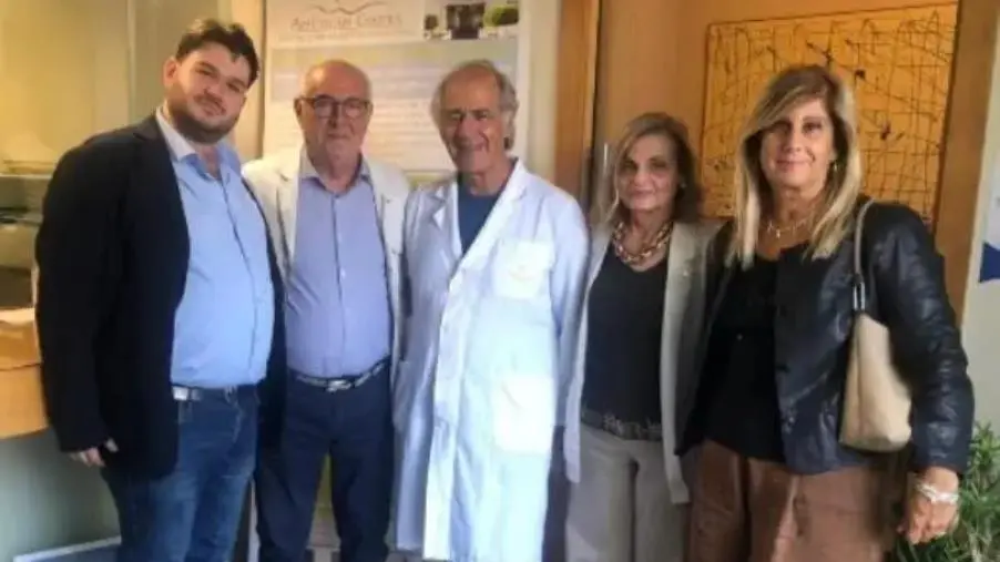 images Al servizio dei bisognosi: inaugurato dal Rotary Club di Rende un ambulatorio medico specialistico gratuito 