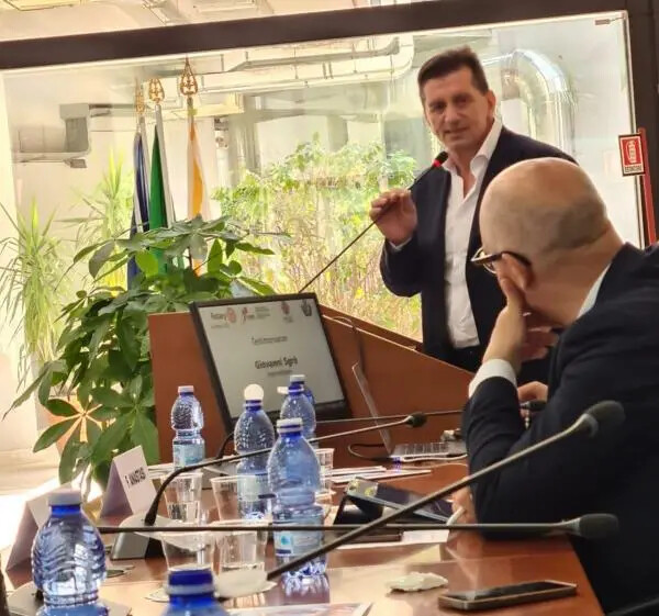 images Sgrò al Forum Renew Calabria: “Ripartiamo da passione, relazioni e orgoglio di fare impresa”
