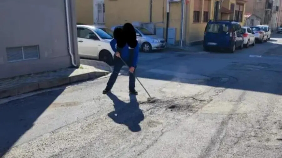 Alleanza per Catanzaro: "I cittadini riparano le buche, ma il Comune che fa? " images Alleanza per Catanzaro: "I cittadini riparano le buche, ma il Comune che fa? "