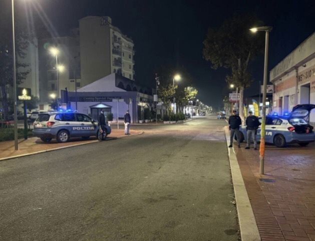 Crotone, maxi operazione antidroga della Polizia: un arresto e centinaia di controlli images Crotone, maxi operazione antidroga della Polizia: un arresto e centinaia di controlli